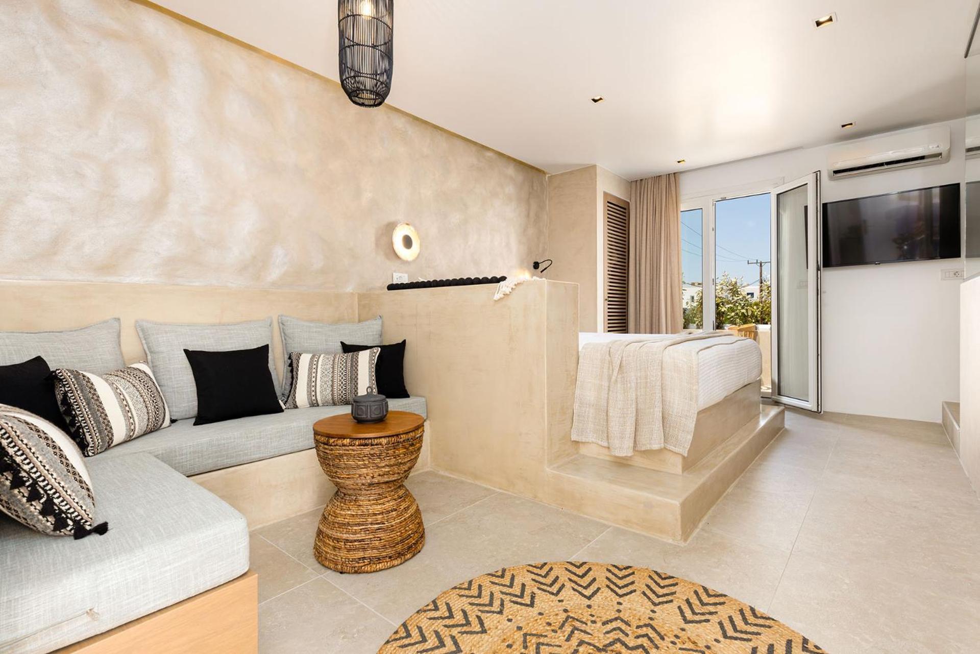 Apartahotel Kelly & Naousa (Paros)